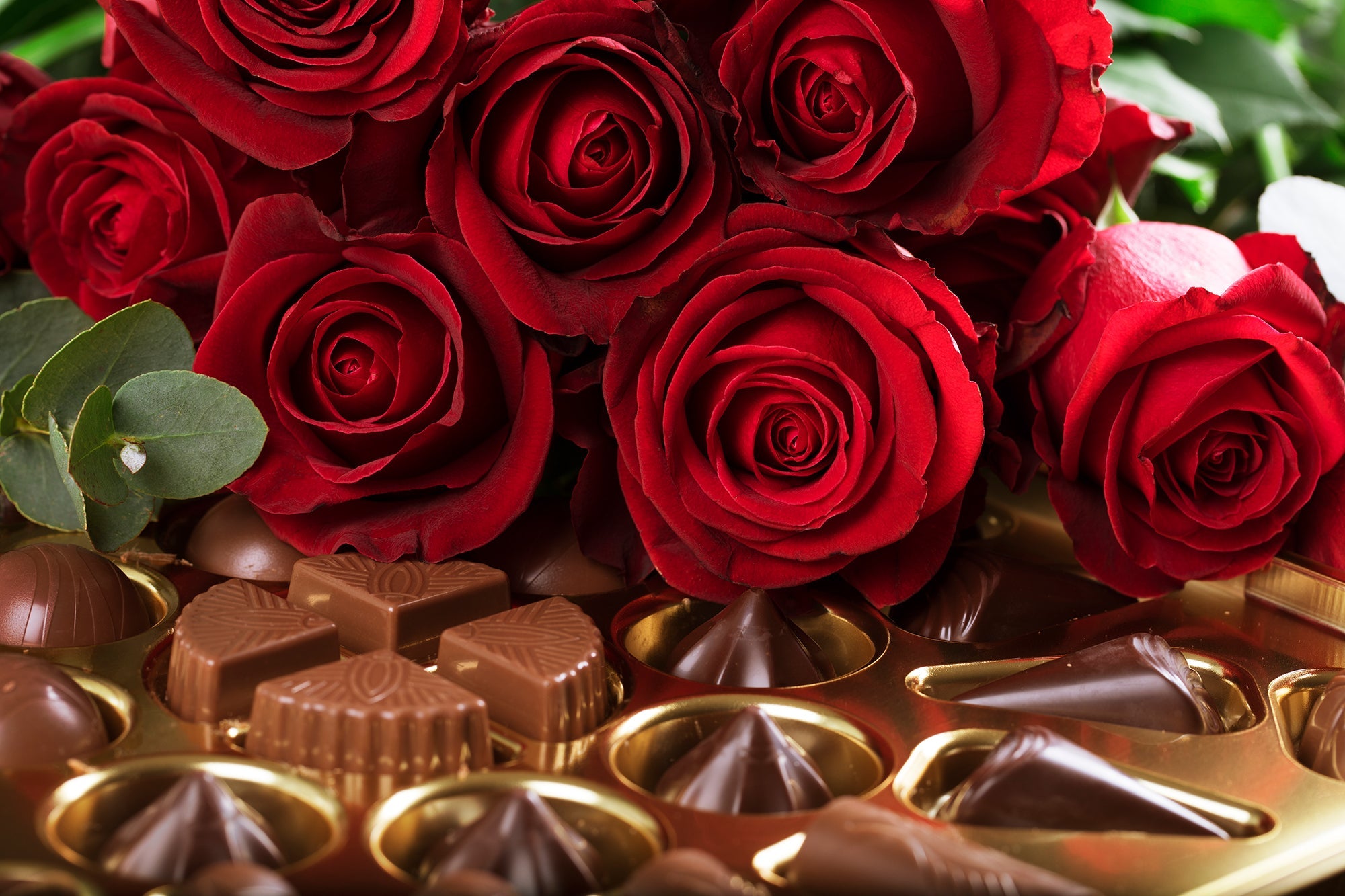 Should you buy chocolate or flowers for Valentine's Day? - The