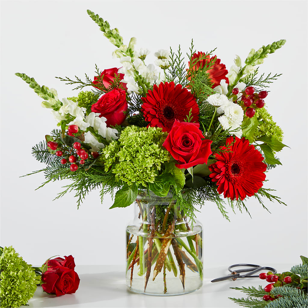 Merry Moment Bouquet – A Florist Original – De Voe Floral, Lena IL