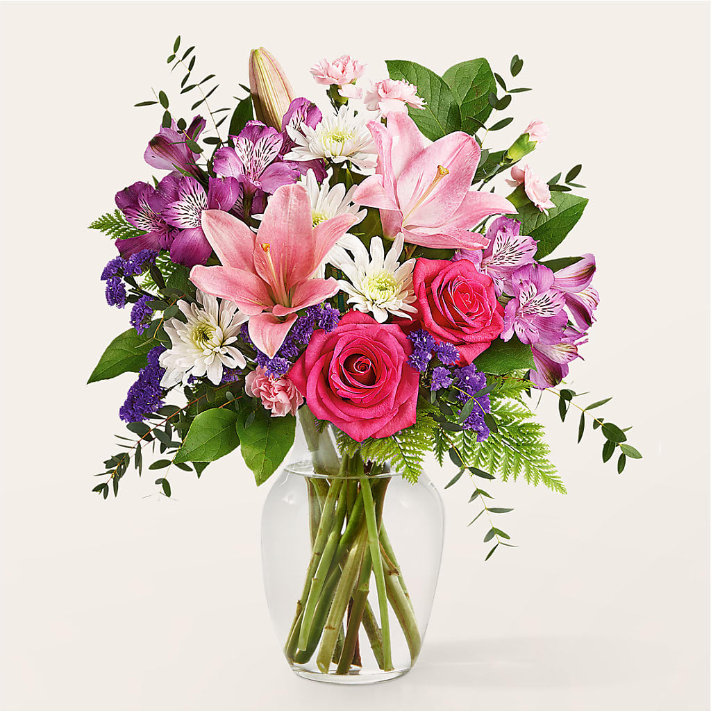 Lace & Pearls Bouquet – De Voe Floral, Lena IL
