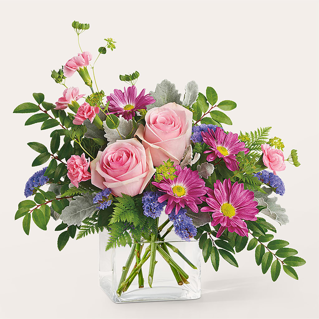 Starlet Bouquet – De Voe Floral, Lena IL