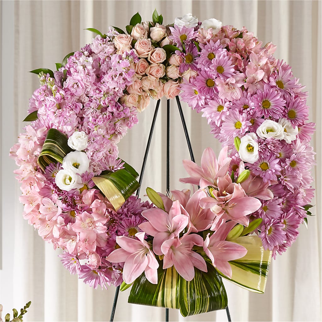 Gift of Warmth Wreath – De Voe Floral, Lena IL
