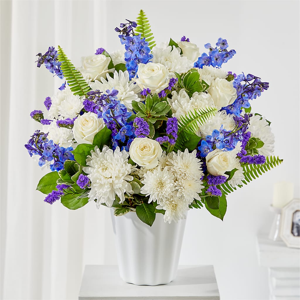 Hold Dear Tabletop Basket – De Voe Floral, Lena IL