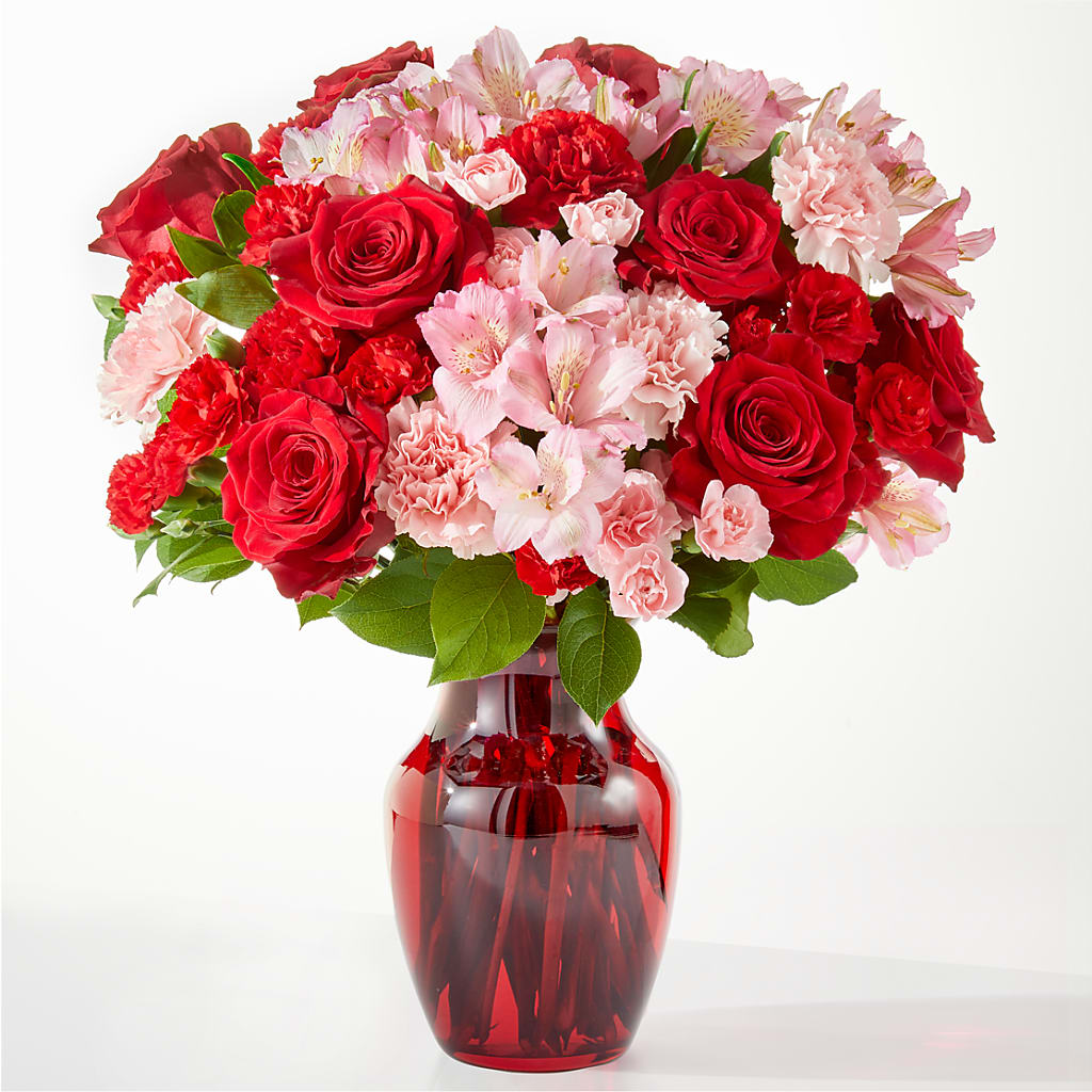 Candy Kisses Bouquet – De Voe Floral, Lena IL