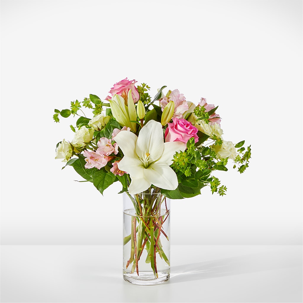 Fondly Bouquet – De Voe Floral, Lena IL