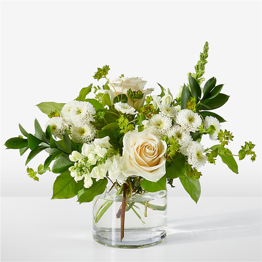 Hint of Vanilla Bouquet – De Voe Floral, Lena IL