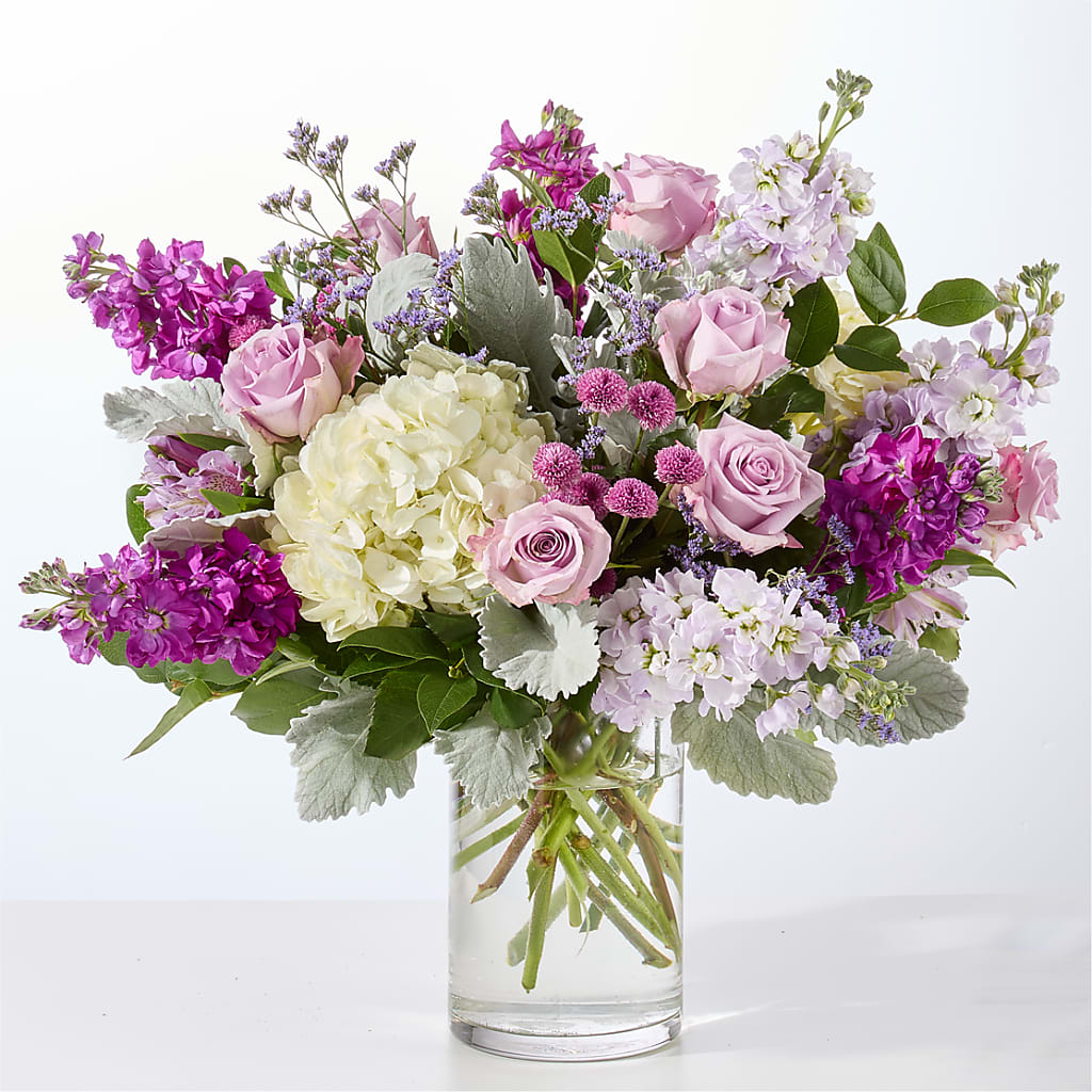 Empress Bouquet – De Voe Floral, Lena IL