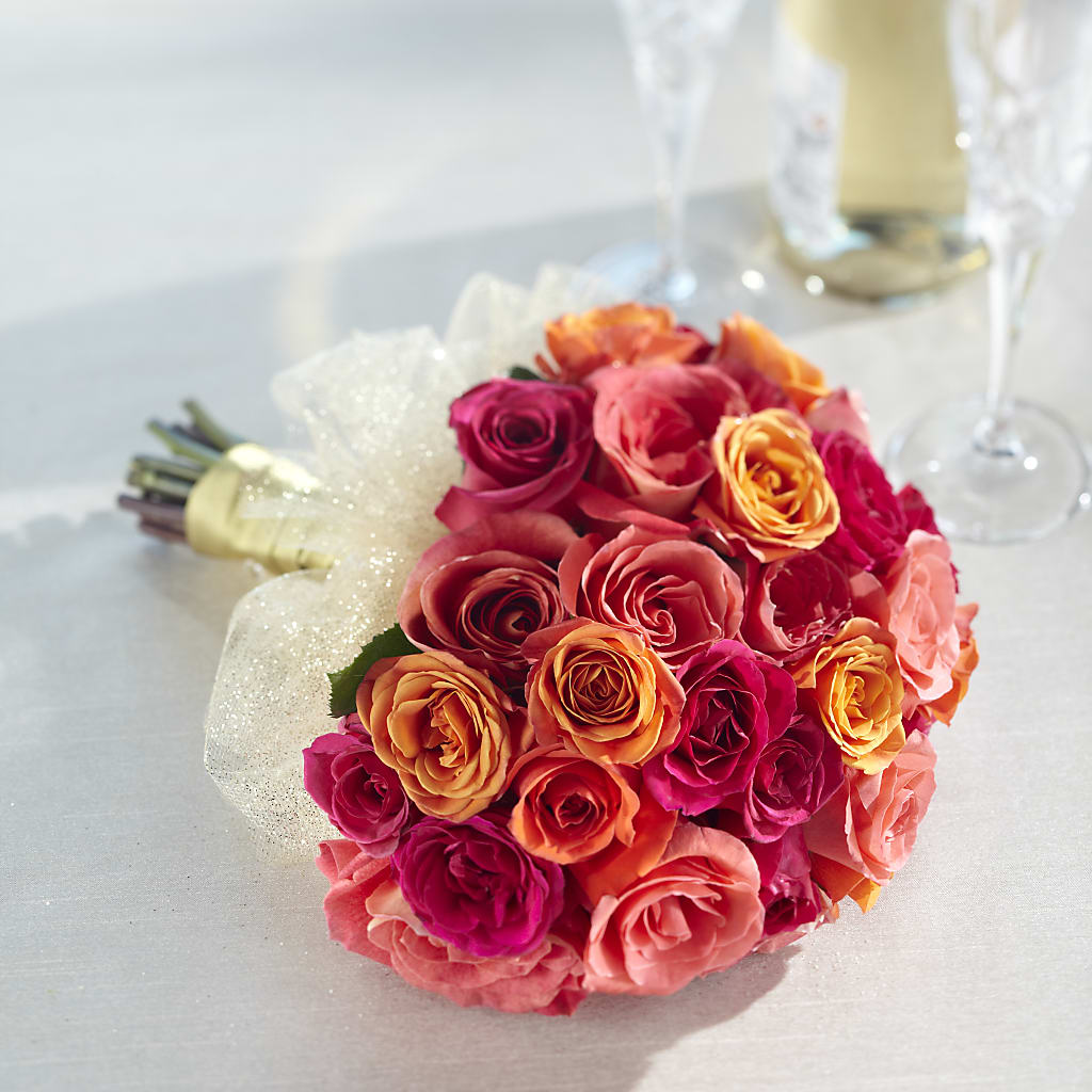 Sweet Roses Bouquet – De Voe Floral, Lena IL