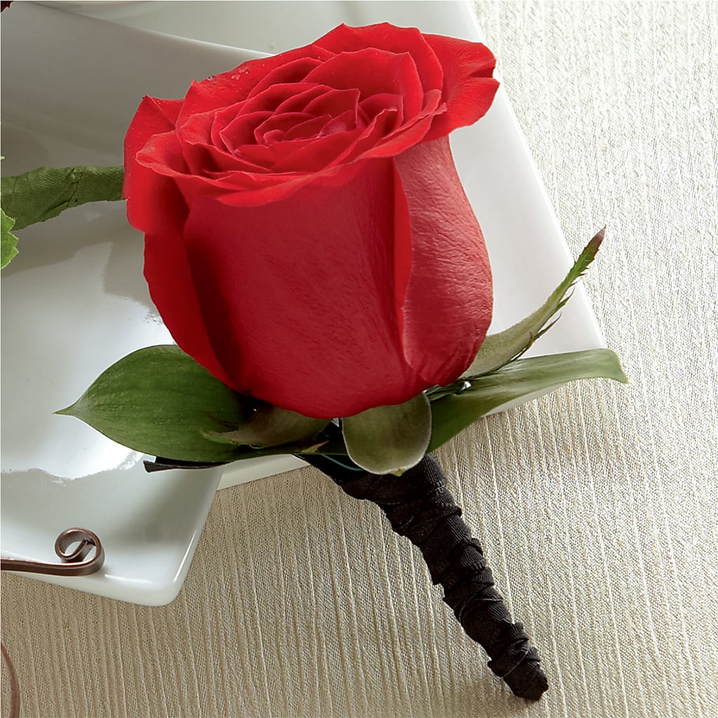 Red Rose Boutonniere – De Voe Floral, Lena IL