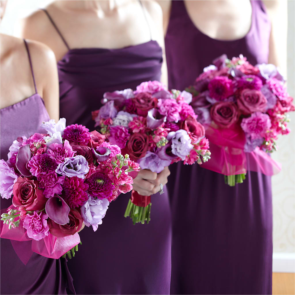 Bridesmaid's Garden Bouquet – De Voe Floral, Lena IL