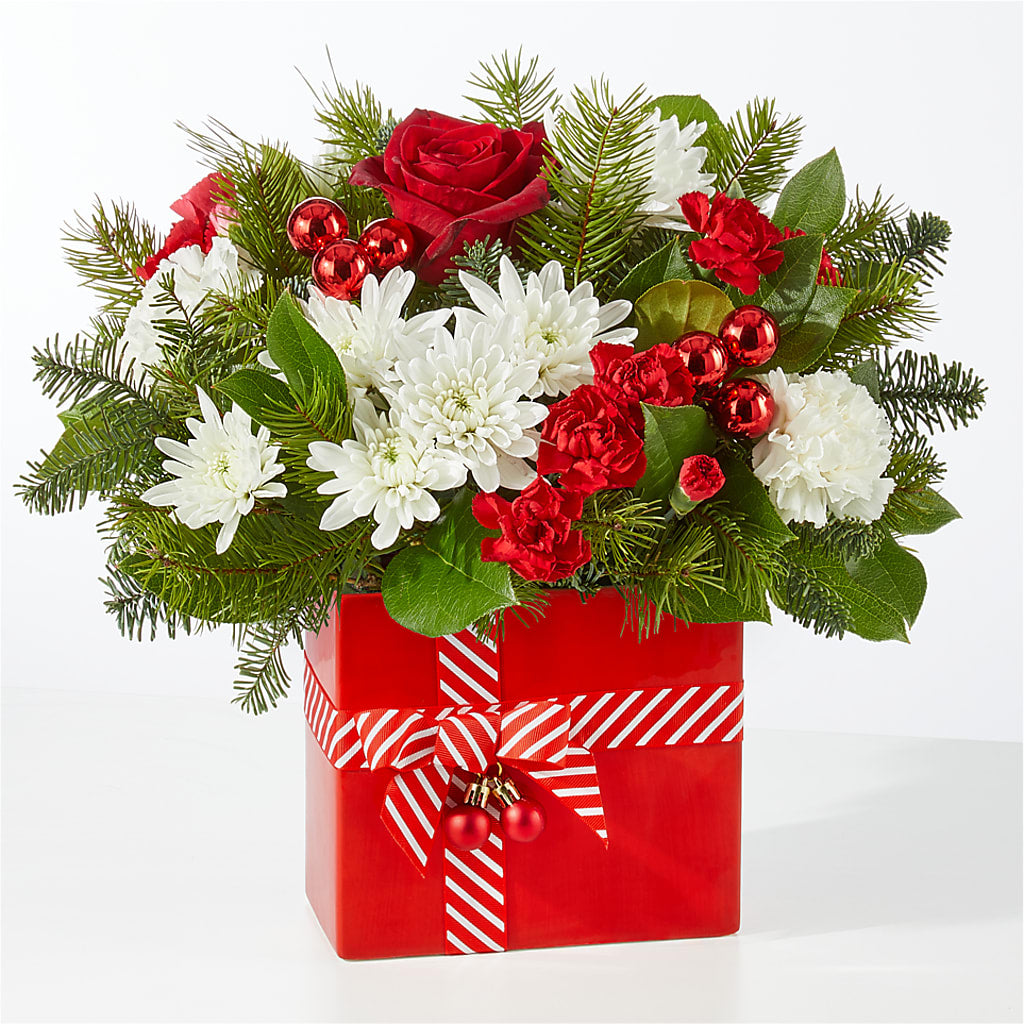 Presents Under the Tree Bouquet –  De Voe Floral, Lena IL