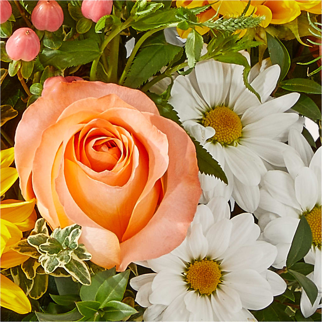 The Good Life Bouquet –  De Voe Floral, Lena IL