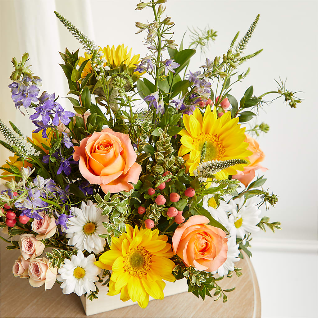 The Good Life Bouquet –  De Voe Floral, Lena IL