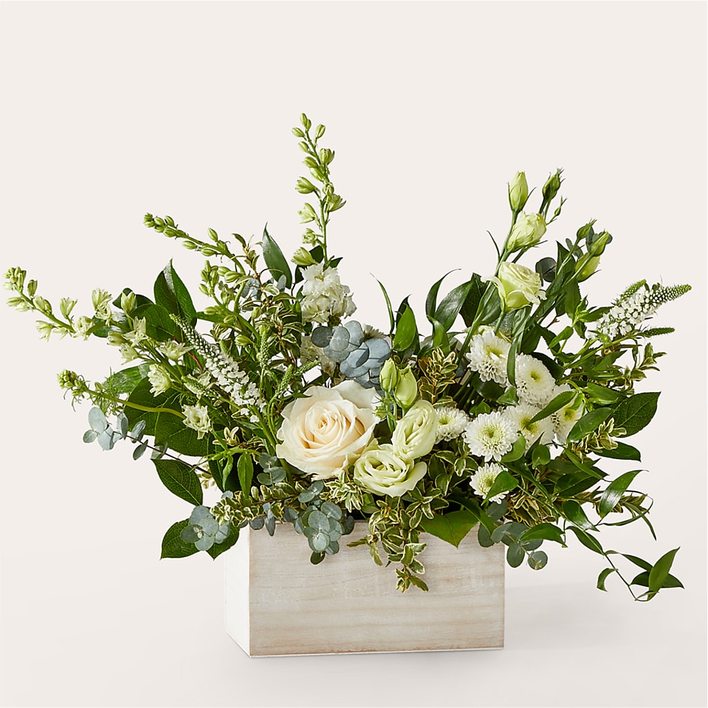 Cashmere Bouquet –  De Voe Floral, Lena IL
