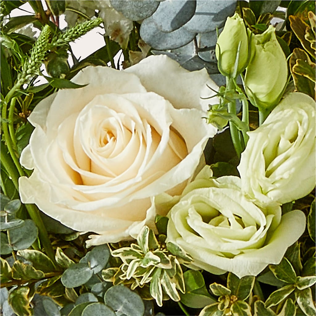 Cashmere Bouquet –  De Voe Floral, Lena IL