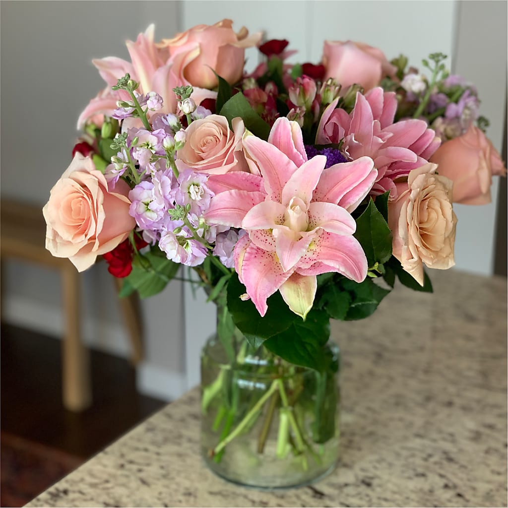 Romantique Bouquet –  De Voe Floral, Lena IL