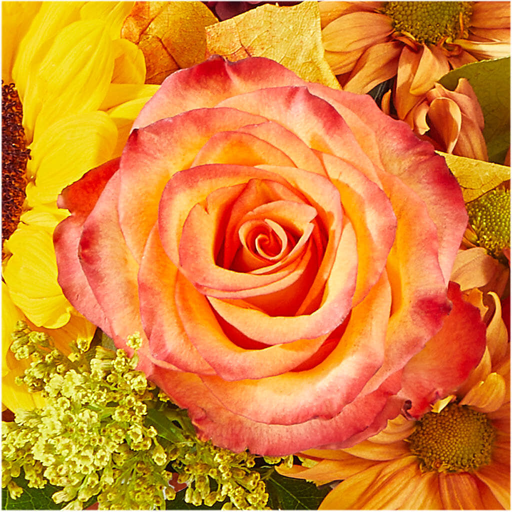 The Outdoors Bouquet –  De Voe Floral, Lena IL