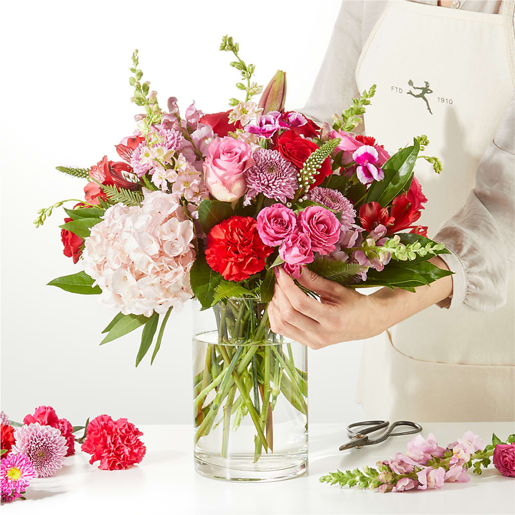 Swooning Over You - A Luxury Florist Original –  De Voe Floral, Lena IL