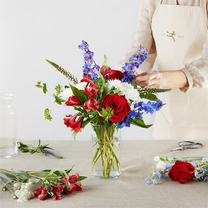 Star Spangled - A Florist Original –  De Voe Floral, Lena IL