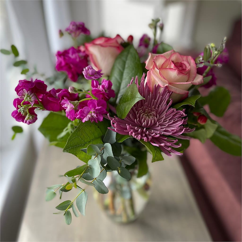 Sunday Morning Bouquet –  De Voe Floral, Lena IL