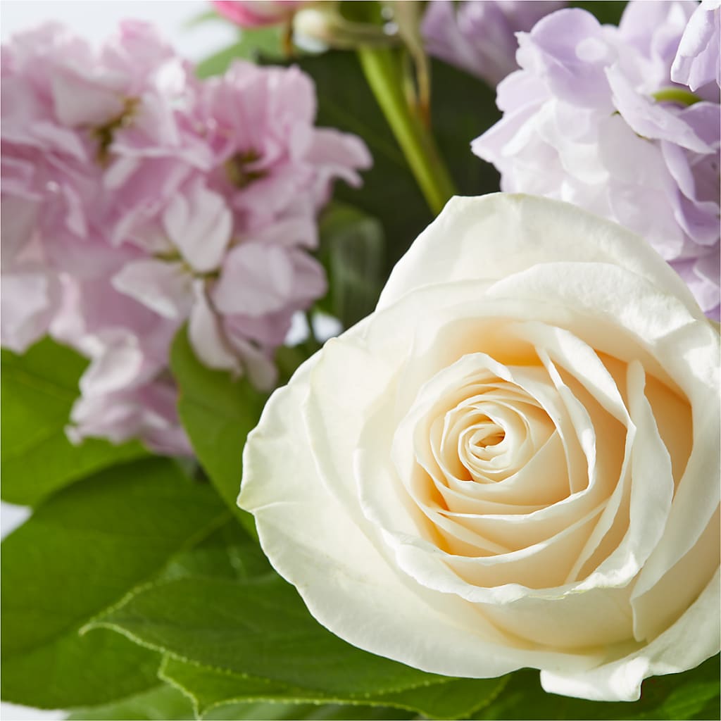 Springtime Spritz Bouquet –  De Voe Floral, Lena IL