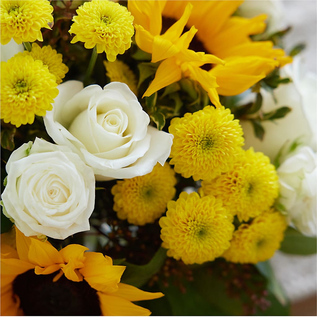 Luminous Morning Bouquet –  De Voe Floral, Lena IL