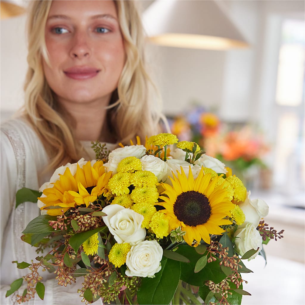 Luminous Morning Bouquet –  De Voe Floral, Lena IL