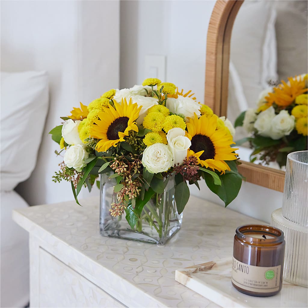 Luminous Morning Bouquet –  De Voe Floral, Lena IL