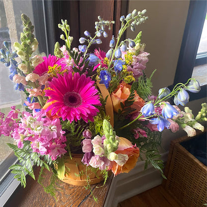 Garden of Life Basket –  De Voe Floral, Lena IL