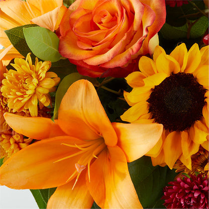 Grateful Centerpiece –  De Voe Floral, Lena IL