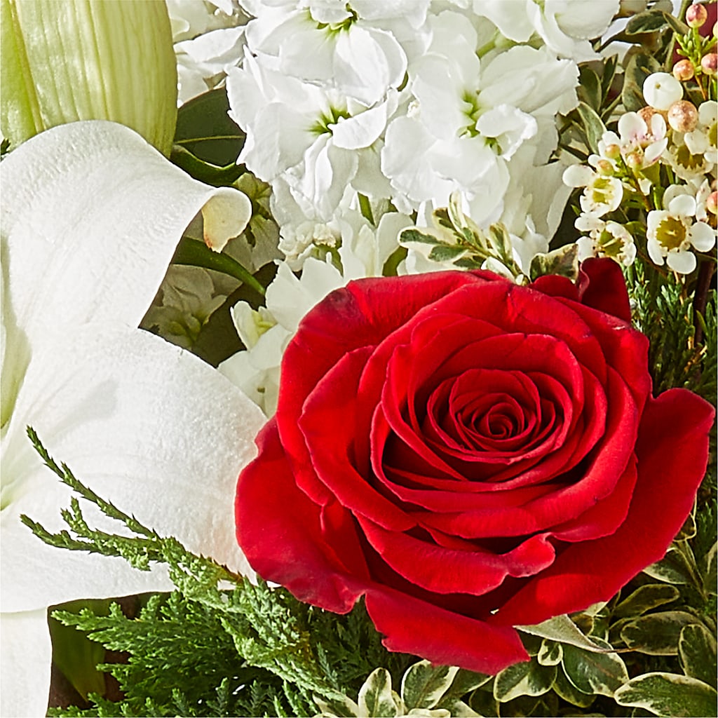 Twinkle Lights Bouquet –  De Voe Floral, Lena IL