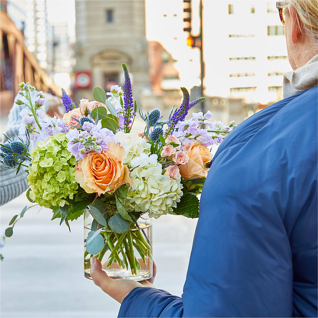 Porch Swing Bouquet –  De Voe Floral, Lena IL