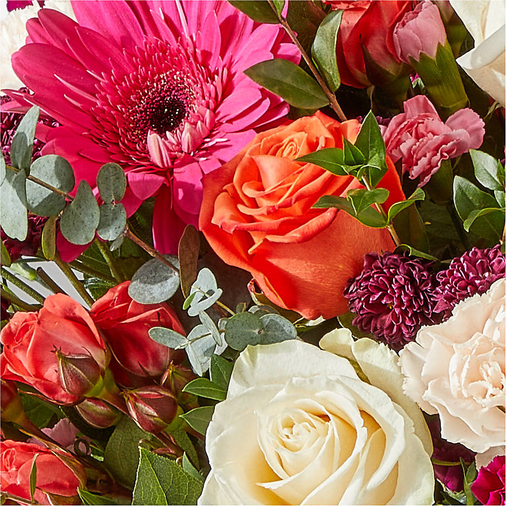 Smell the Roses Bouquet –  De Voe Floral, Lena IL