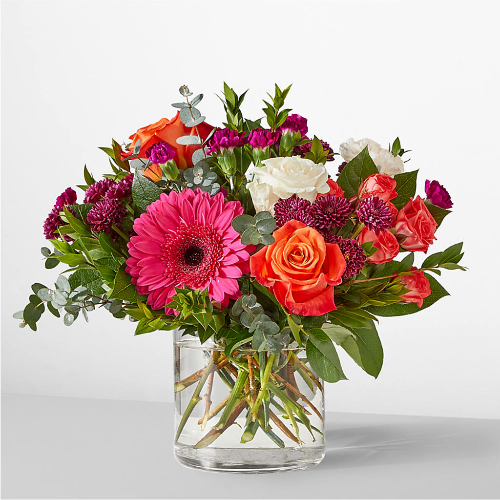 Smell the Roses Bouquet –  De Voe Floral, Lena IL