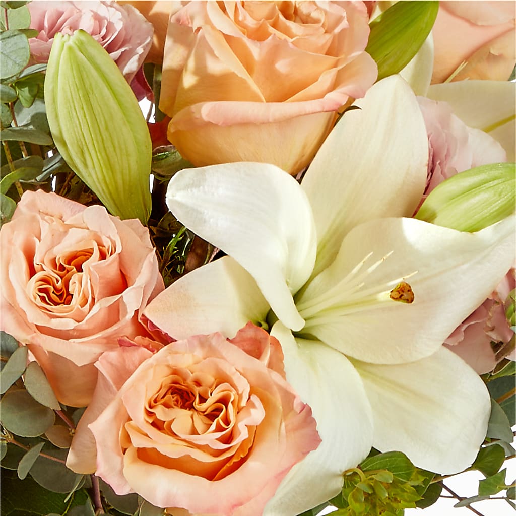 Grapefruit Splash Bouquet –  De Voe Floral, Lena IL