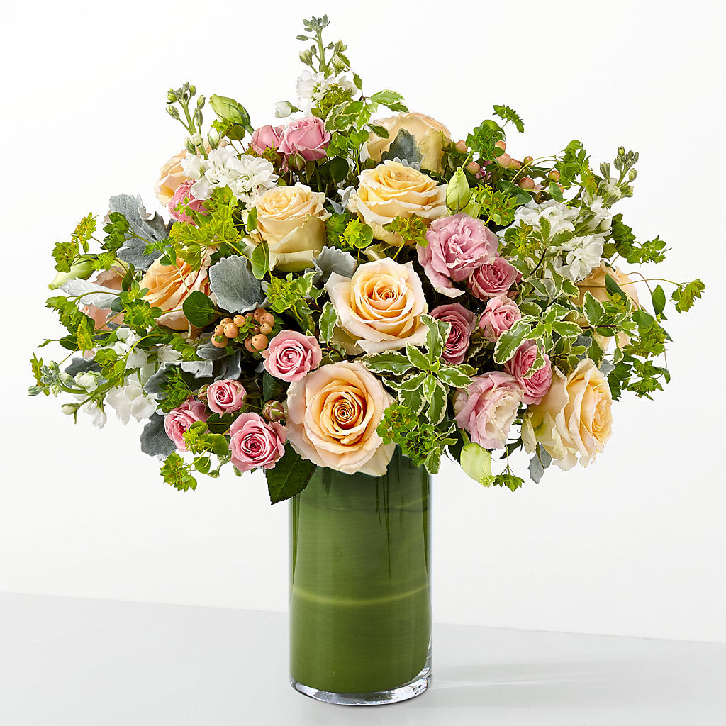 The Glamour Shot –  De Voe Floral, Lena IL